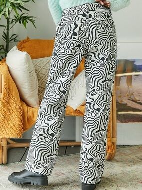 Ragged Priest London Messenger Dad Jean Mono Marble Print Black White Size 30